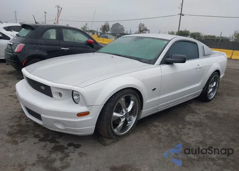 2007 Ford Mustang Gt Deluxe/Gt Premium from USA, damaged, VIN 1ZVFT82H975216359